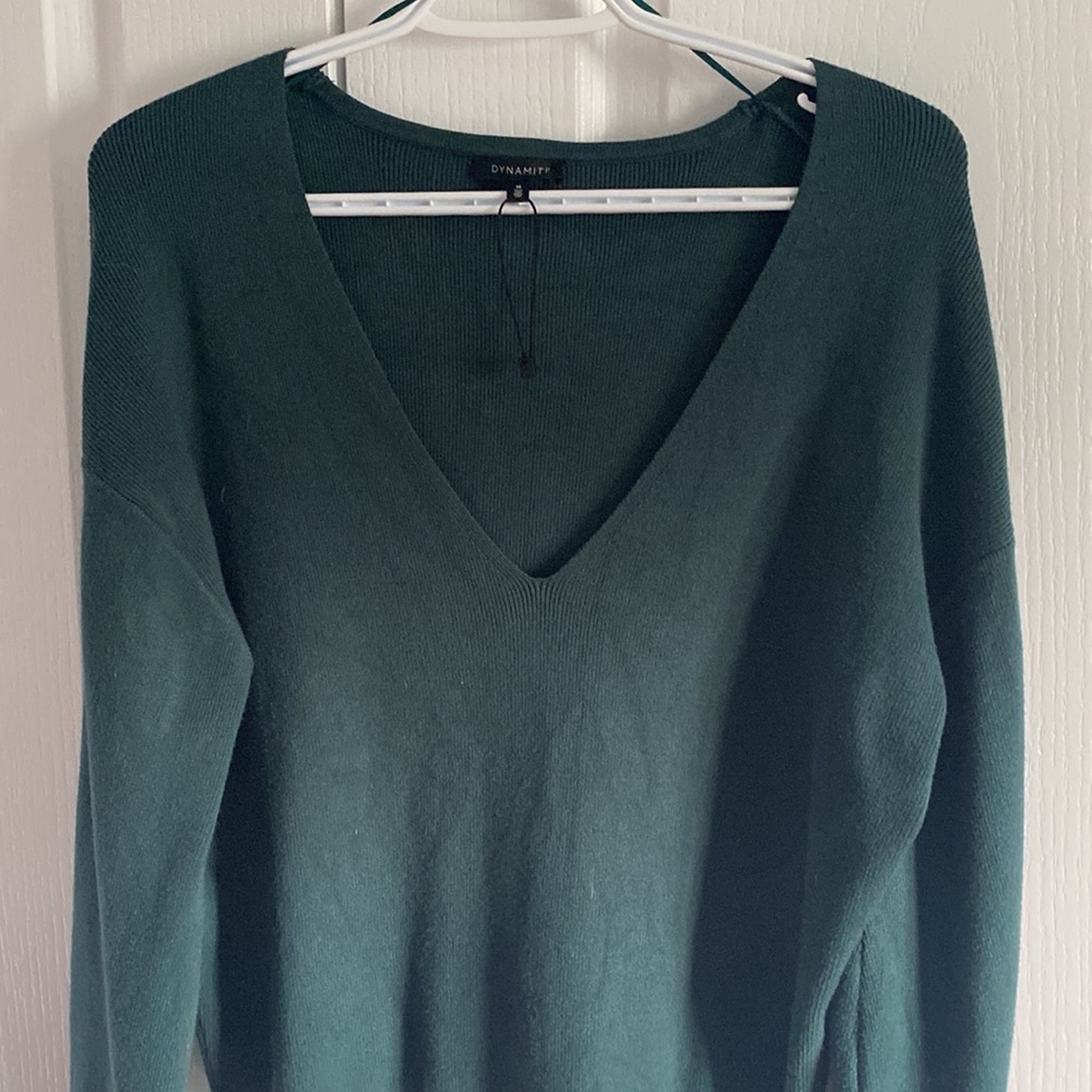 Dynamite Sweater - Picture 2 of 4